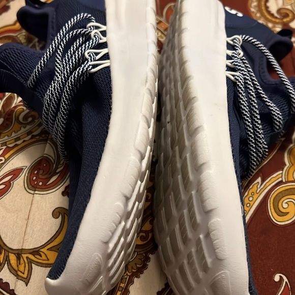 Men Adidas size 10 - Picture 5 of 6